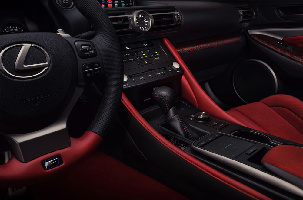 Lexus RC F Interior_1.jpg