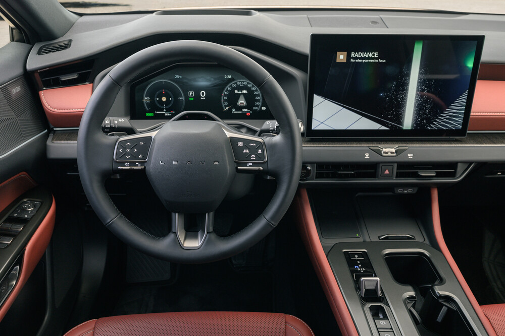 nx350h_luxury_interior_002.jpg